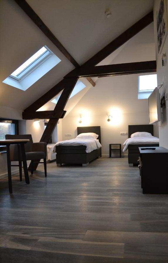 Vallis Hotel